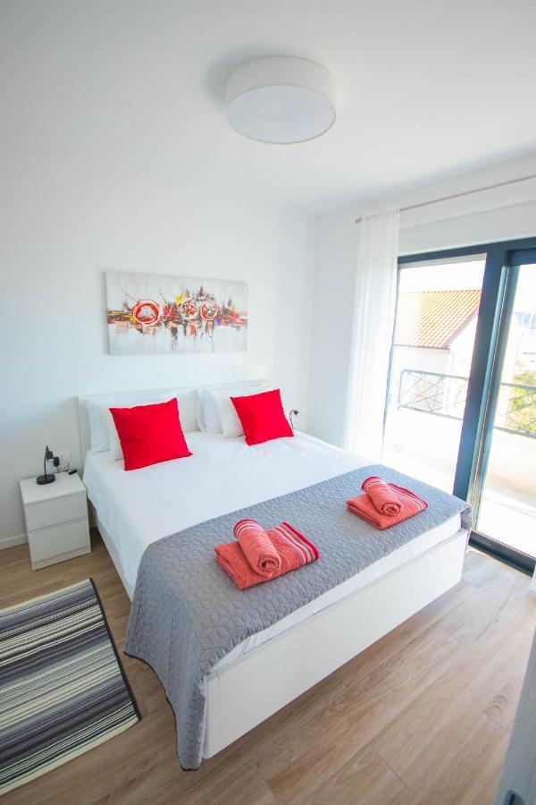 Apartmani Le-Lu Kaštela Exterior foto