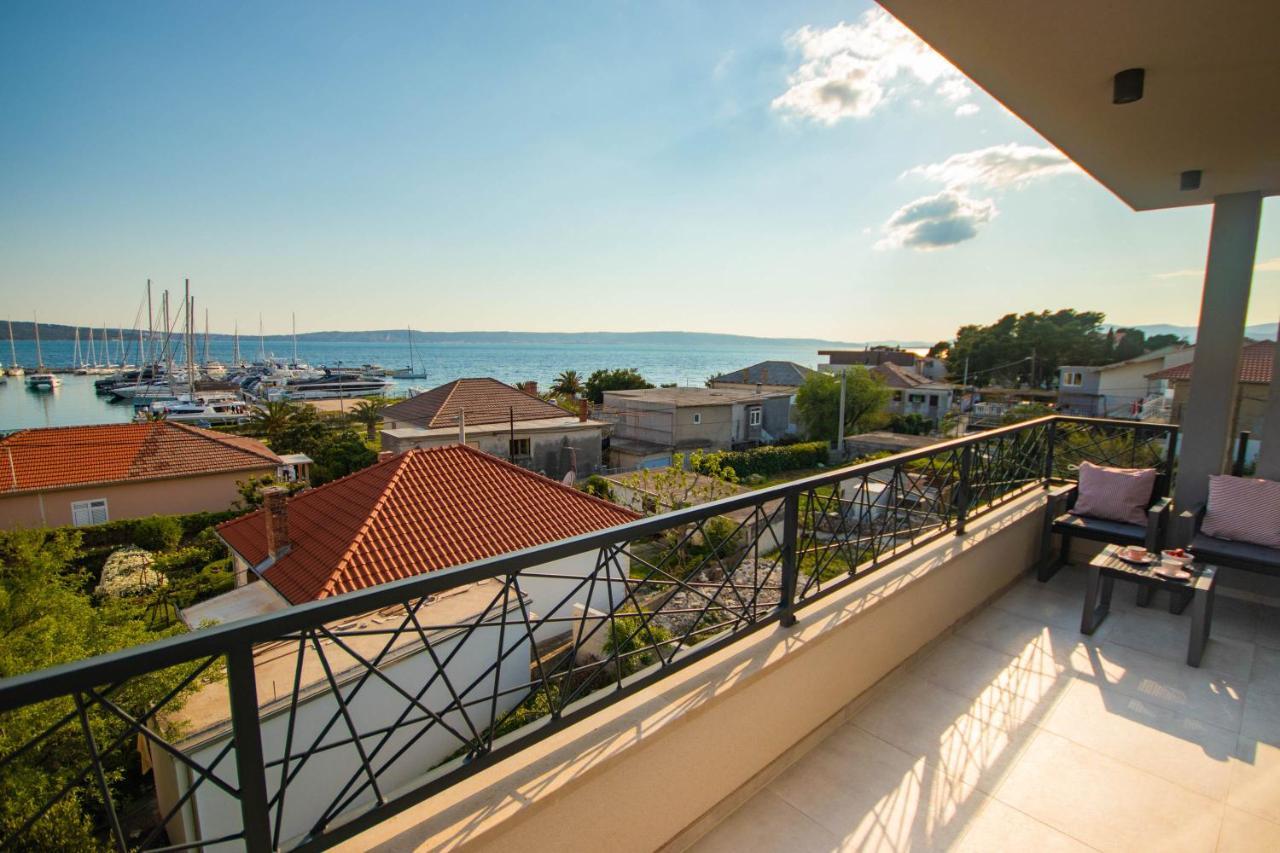 Apartmani Le-Lu Kaštela Exterior foto