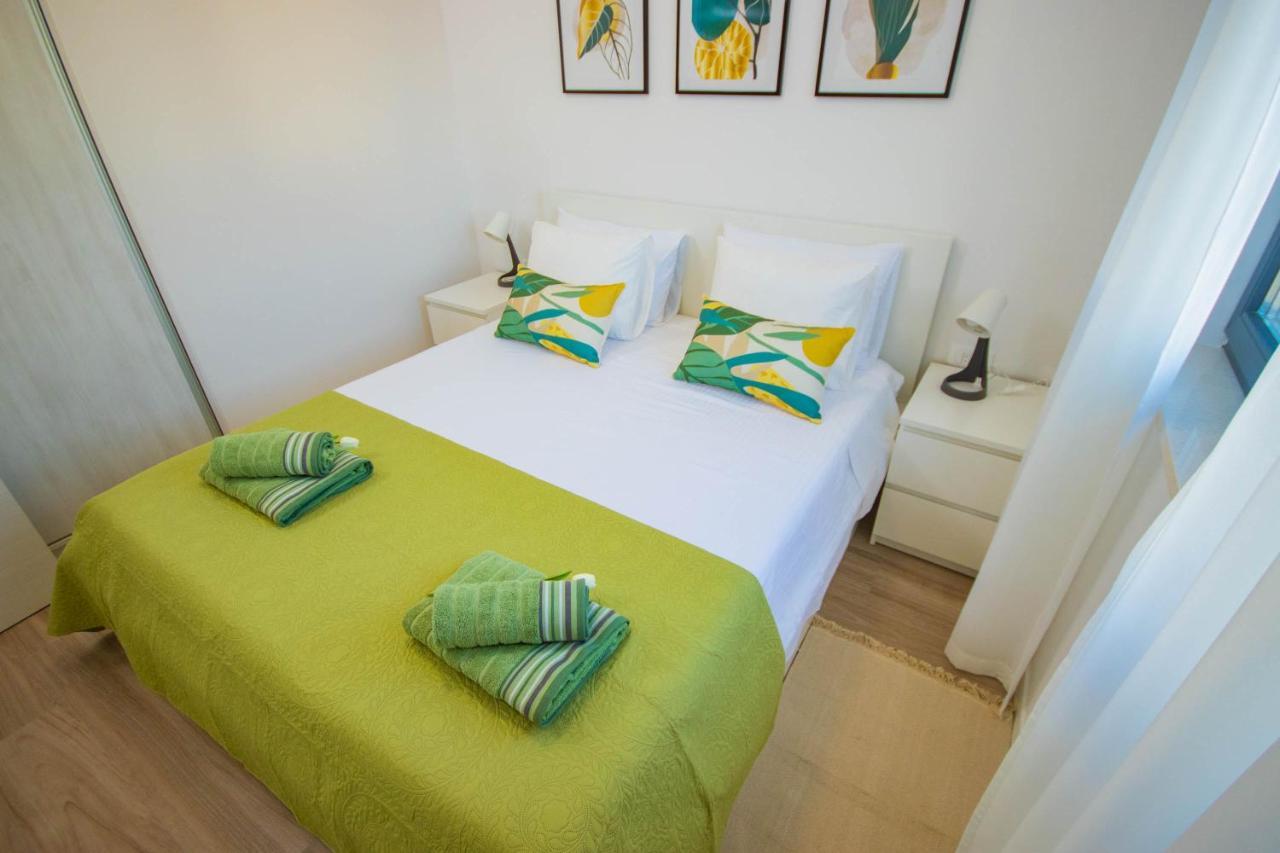 Apartmani Le-Lu Kaštela Exterior foto